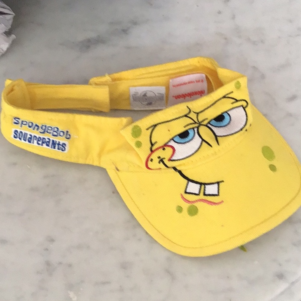 Nikolodian sponge-bob universal studios hat